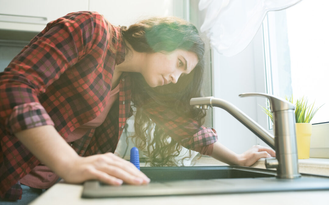 What Causes A Leaky Faucet